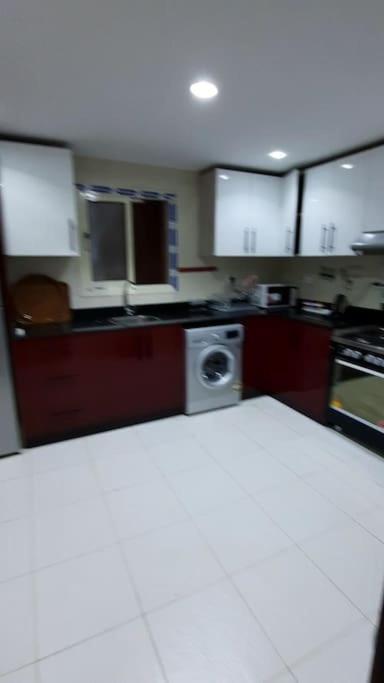 شقة المهندسين جامعة الدول هادئ واسعة فرش جديد *