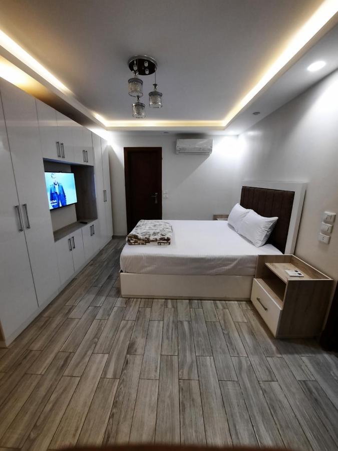 Apartamento شقة المهندسين جامعة الدول هادئ واسعة فرش جديد *